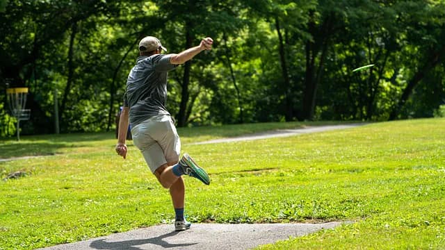 disc golfer