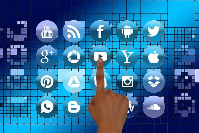 Sports social media