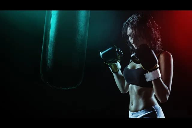 women boxer