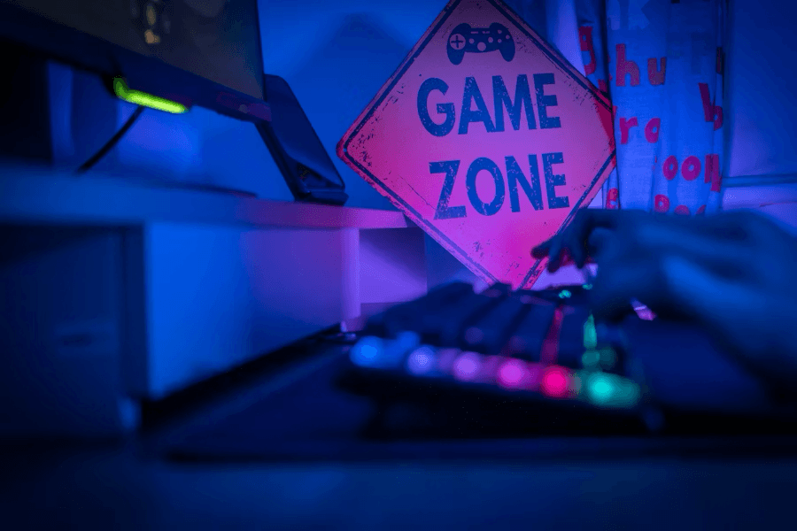 Games & Toys - Video (computer) Games: Current Art 1