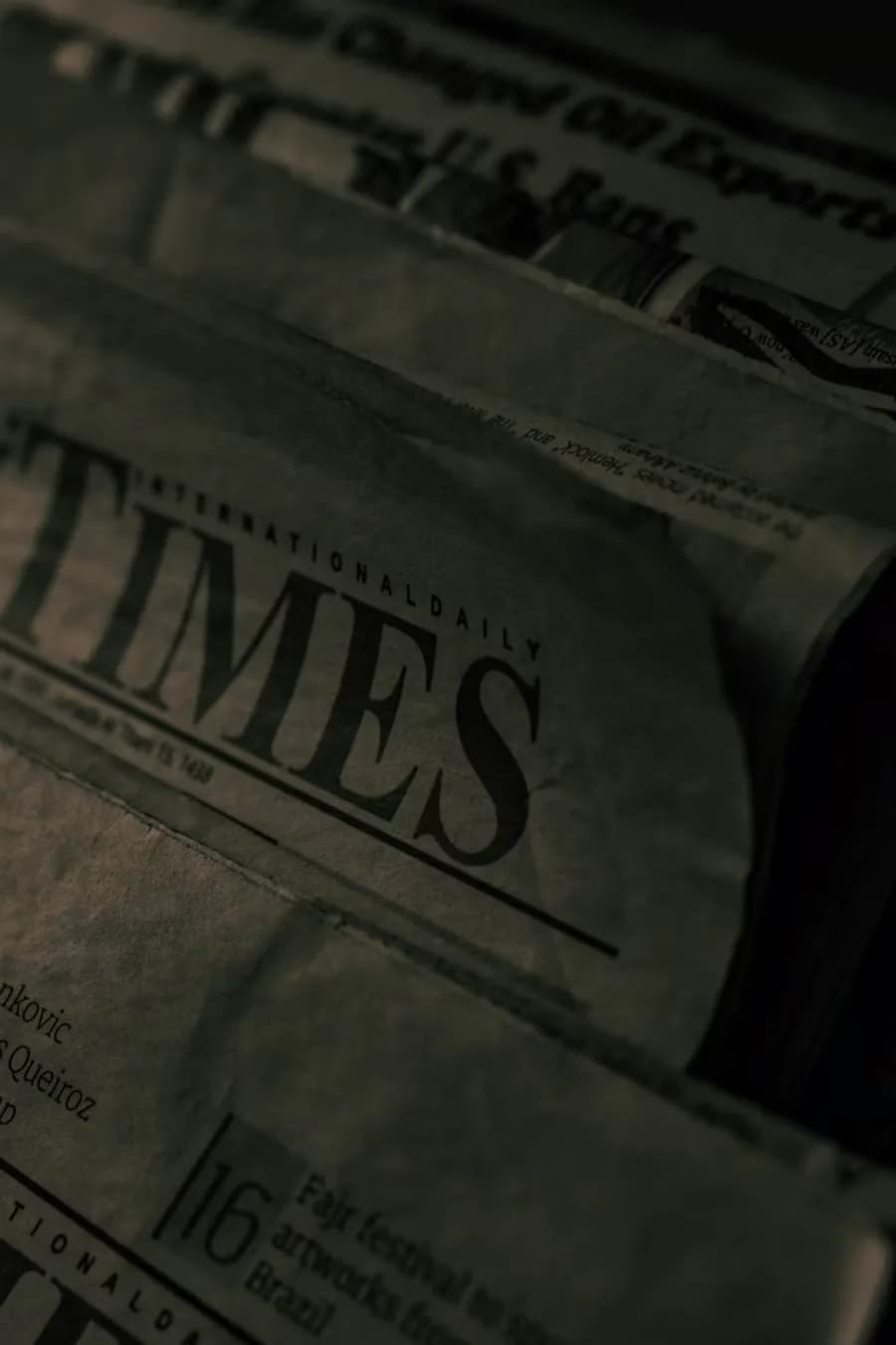 Newspapers: Current Art 2
