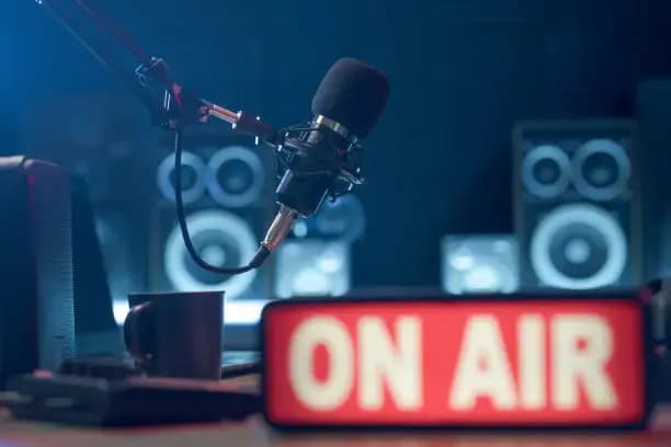 Radio: Current Art 1