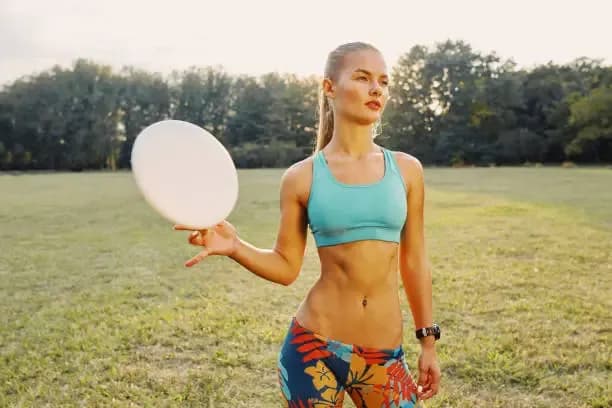 ultimate frisbee players
