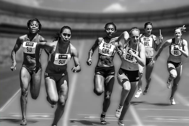 women running