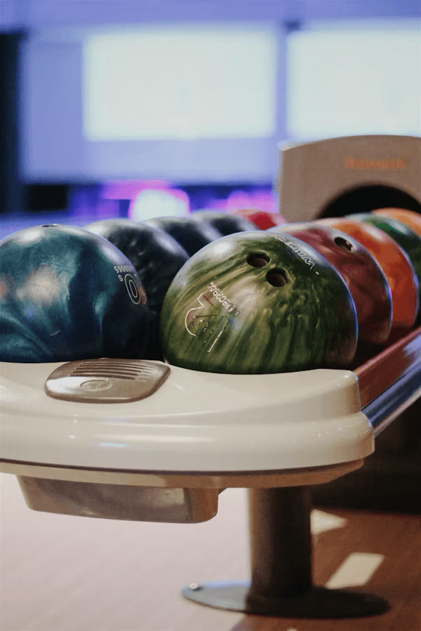 Bowling Art 1