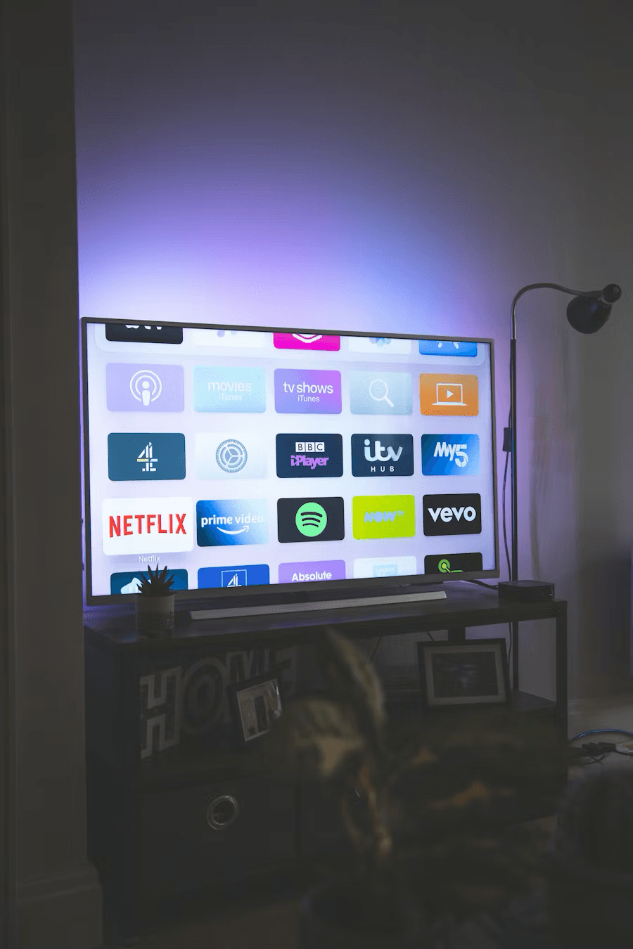 Channels / Networks: Current Art 1