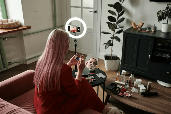 Social Media & Influencers 2