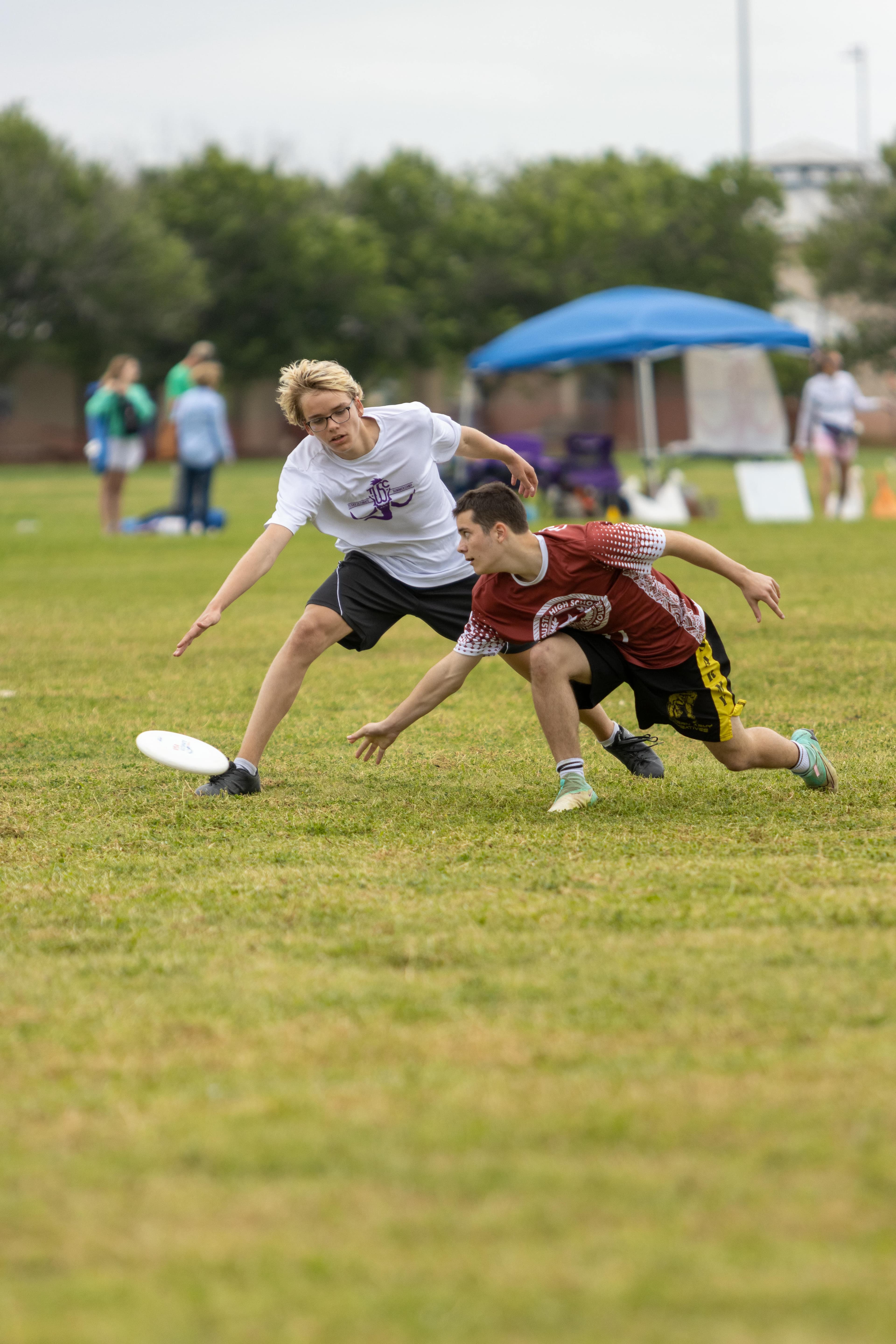 ultimate frisbee players